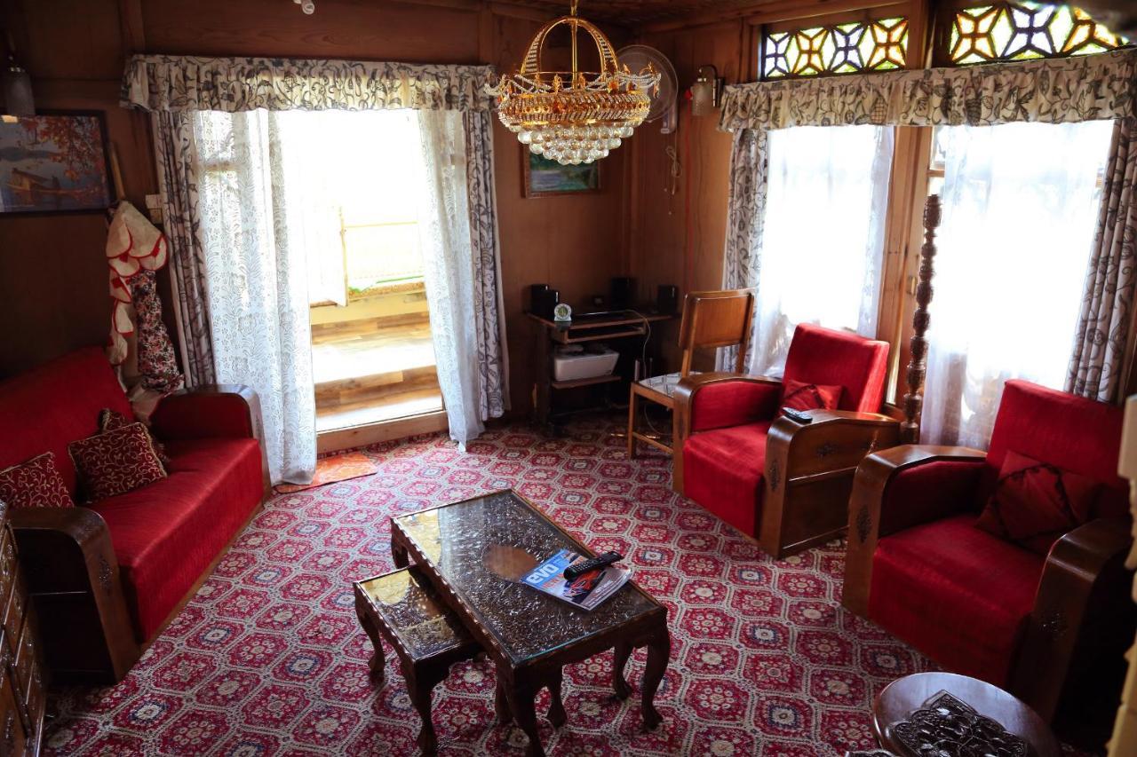 Houseboat Zaindari Palace Srīnagar Eksteriør billede